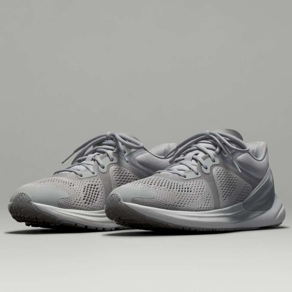 EUC Lululemon Blissfeel Run Size 7 Women's Trail Running Shoes Sneakers!